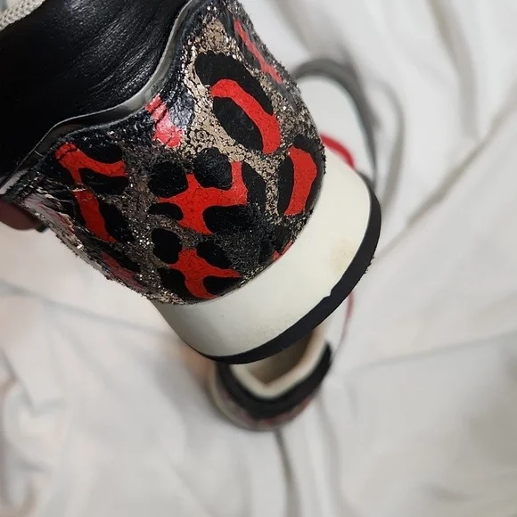 D'ACQUASPARTA Italian Leather Metallic Leopard Print sneakers (w size 38)